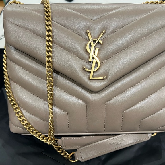 Brand new YSL small LouLou. - Picture 3 of 4